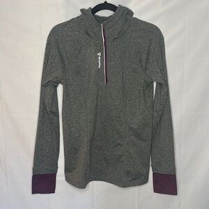 REEBOK QUARTER ZIP (SIZE M)